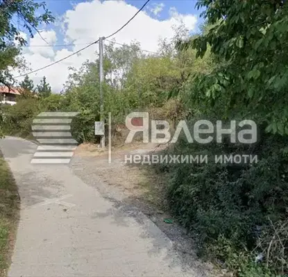 Photo 3 — Plot in Novi Iskyr