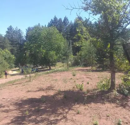 Photo 5 — Plot in Novi Iskyr