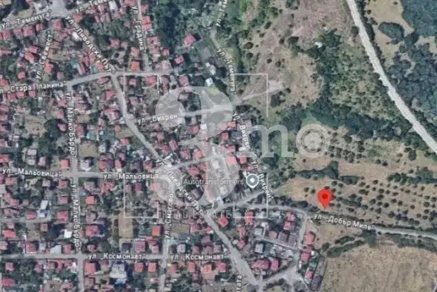 Plot in Novi Iskyr