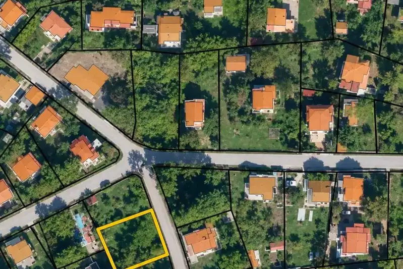 Парцел в с. Бистрица