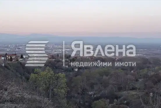 Plot in Oblast Plovdiv, Brestnik