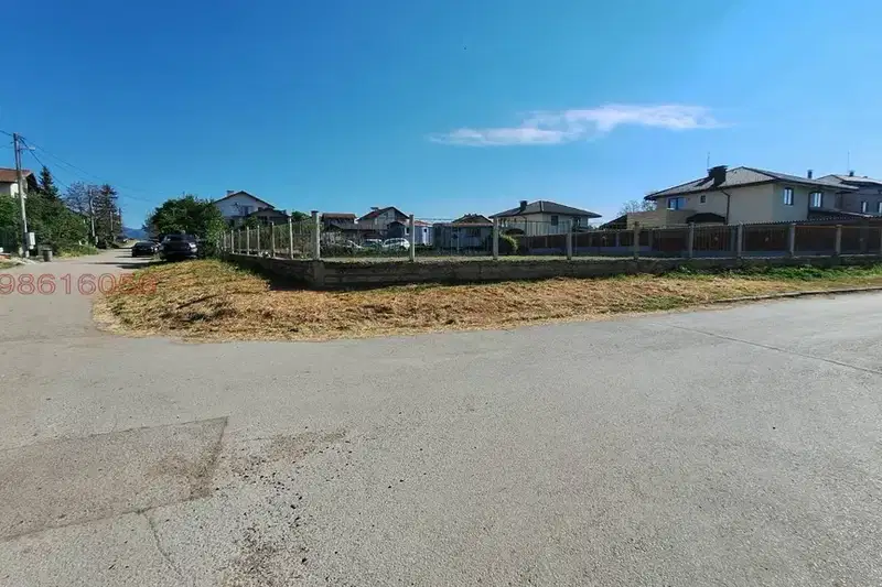 Plot in Chepinci