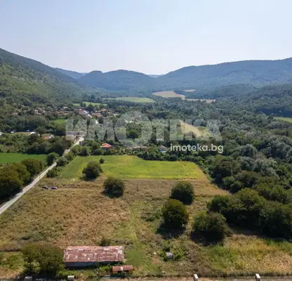Photo 2 — Plot in Veliko Tyrnovo, Cheshma