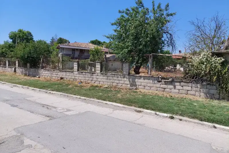 Plot in Oblast Shumen, Dibich