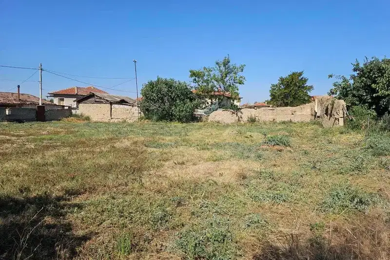 Plot in Plovdiv, Dylgo Pole