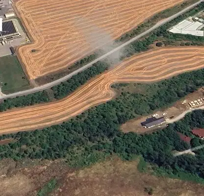 Photo 3 — Plot in German