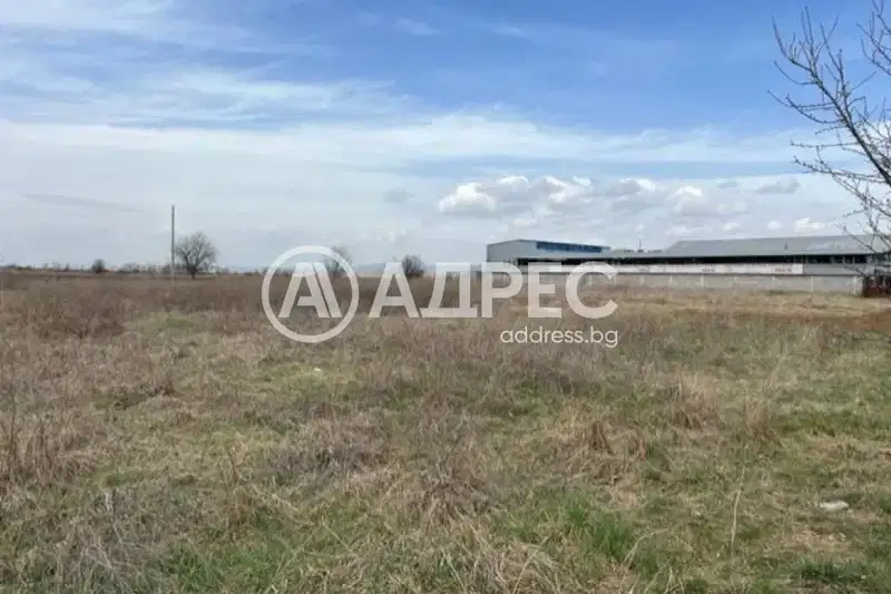 Парцел в с. Горни Богров