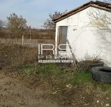 Снимка 5 — Парцел в Шумен, с. Градище