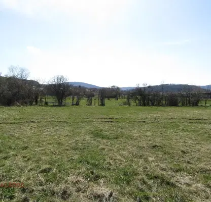 Photo 4 — Plot in Pernik, Izvor