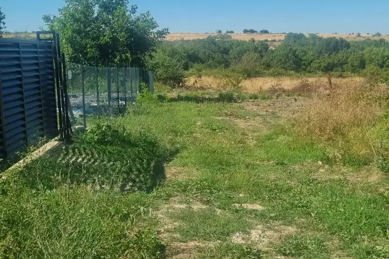 Парцел във Варна, с. Кичево