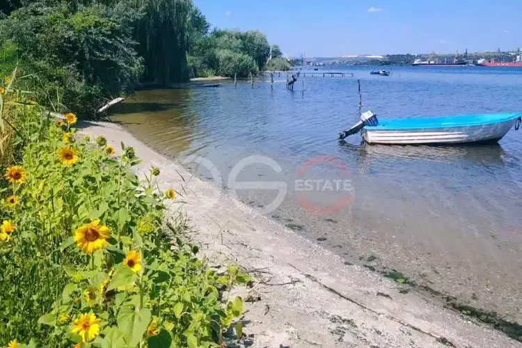 Парцел в с. Константиново