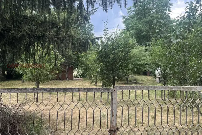 Парцел в Перник, с. Кошарите