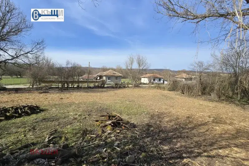 Парцел във Велико Търново, с. Къпиново