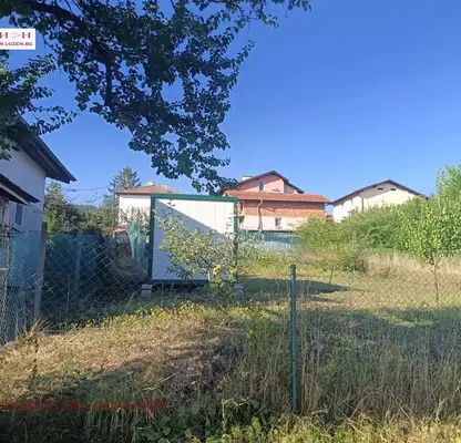Photo 2 — Plot in Lozen