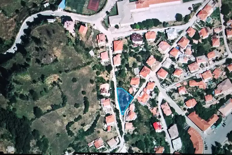 Plot in Smolyan, Momchilovci