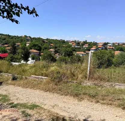 Photo 2 — Plot in Oblast Pernik, Selishten Dol