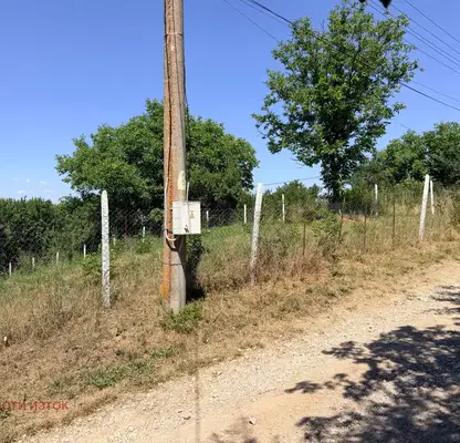 Photo 3 — Plot in Oblast Pernik, Selishten Dol