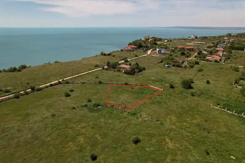 Plot in Dobrich, Topola