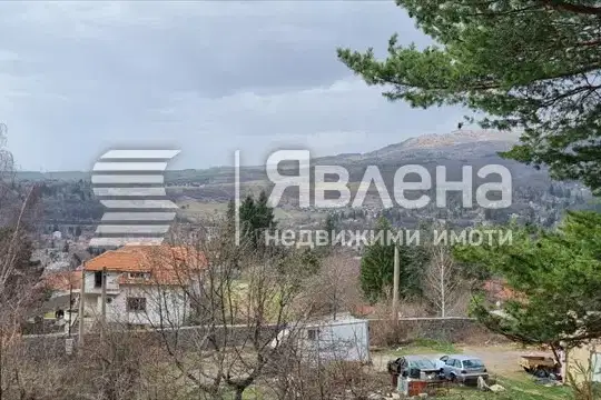 Парцел в с. Владая