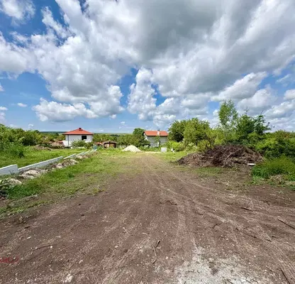 Снимка 3 — Парцел във Варна, с. Зорница