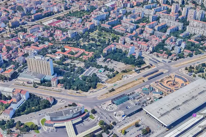 Парцел в София, Център
