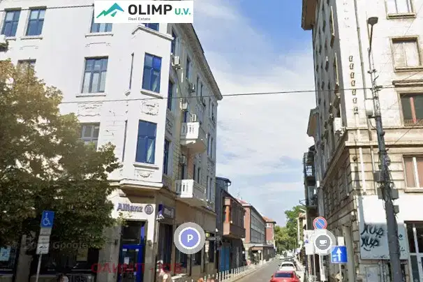Plot in Sofia, Centyr