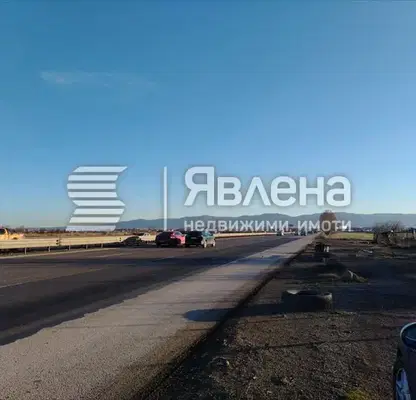 Снимка 2 — Парцел в София, Враждебна