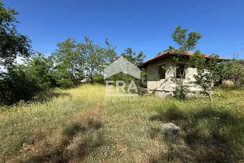 Парцел във Варна, м-т Боровец - север