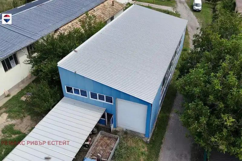 Industrial Building in Tyrgovishte, Popovo