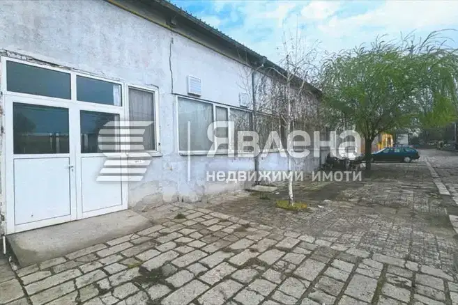 Industrial Building in Oblast Plovdiv, Rakovski