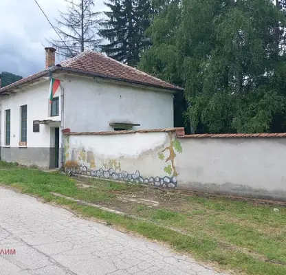 Снимка 3 — Промишлена сграда в Габрово, с. Боазът