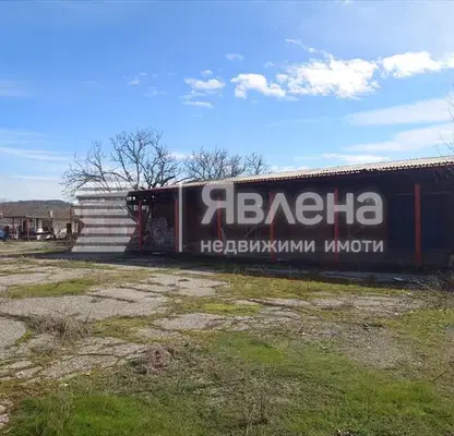 Снимка 3 — Промишлена сграда в Пловдив, с. Езерово