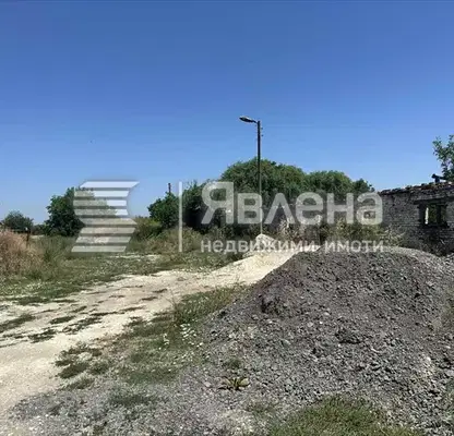 Снимка 4 — Промишлена сграда в Пловдив, с. Труд