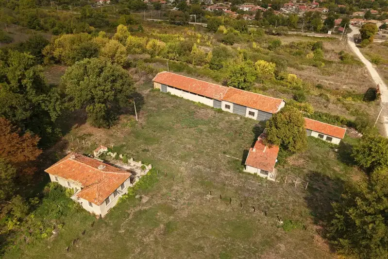 Industrial Building in Varna, Venchan