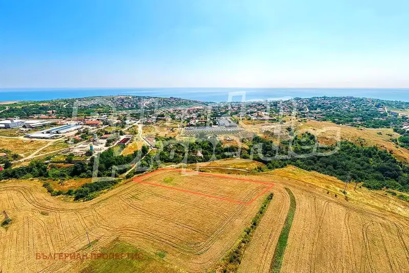 Земеделски имот във Варна, Бяла