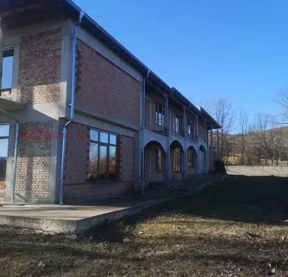 Снимка 3 — Хотел във Велико Търново, с. Бойковци
