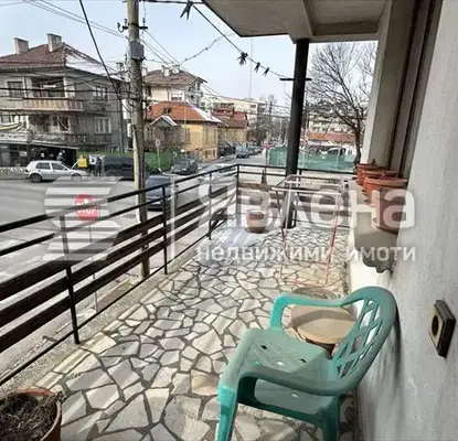 Снимка 3 — Етаж от къща в София, Ботевград