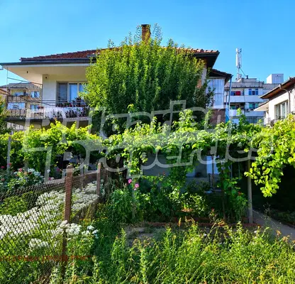 Photo 2 — Floor of House in Veliko Tyrnovo, Debelec