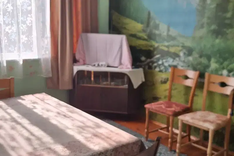 Жилищен етаж с 3 стаи и тераса в кв. Стефановци, Габрово