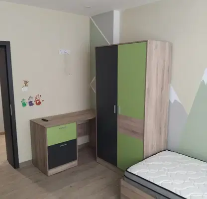 Снимка 5 — Първи етаж 3-стаен в Кюстендил, кв. Герена с отделен вход