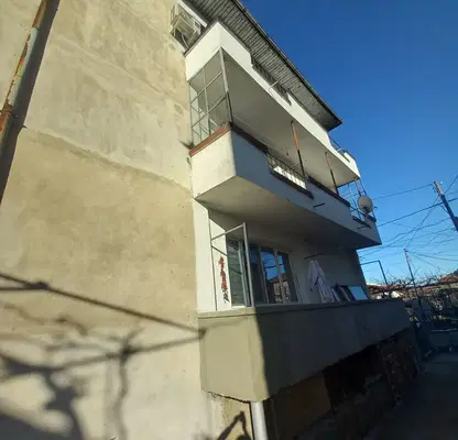Photo 4 — Floor of House in Kyustendil, Mogilata