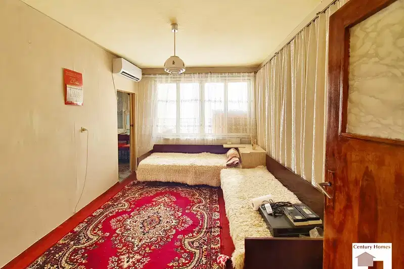 Floor of House in Veliko Tyrnovo, Lyaskovec