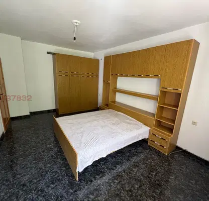 Photo 4 — Floor of House in Oblast Vraca, Mezdra