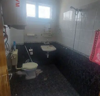 Photo 5 — Floor of House in Oblast Vraca, Mezdra