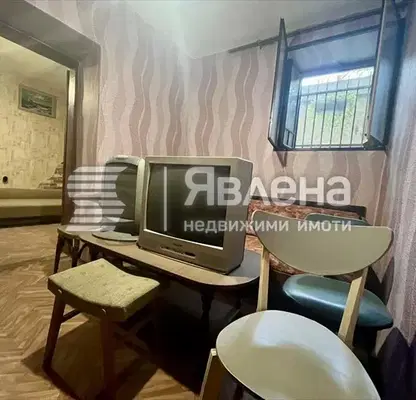 Photo 3 — Floor of House in Plovdiv, Centyr