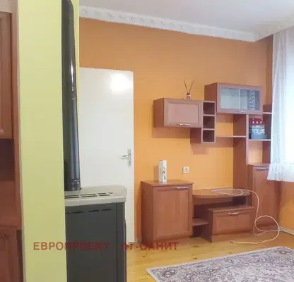 Снимка 5 — Етаж от къща в с. Мрамор