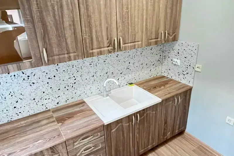 Етаж от къща в Шумен, Добруджански