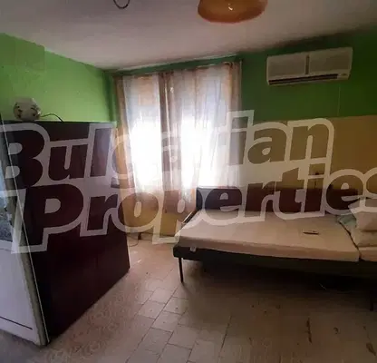 Photo 5 — Floor of House in Varna, Troshevo
