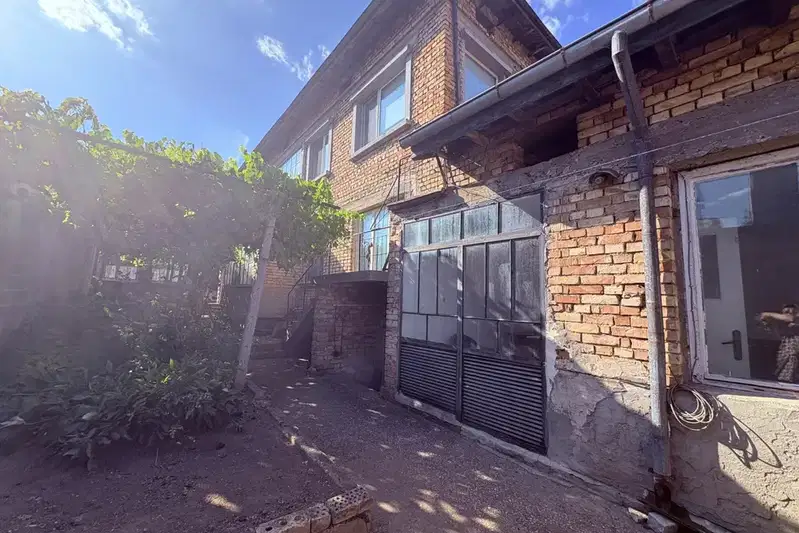 Floor of House in Oblast Shumen, Veliki Preslav