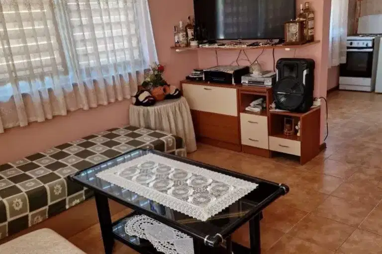 Етаж от къща в Пазарджик, Велинград